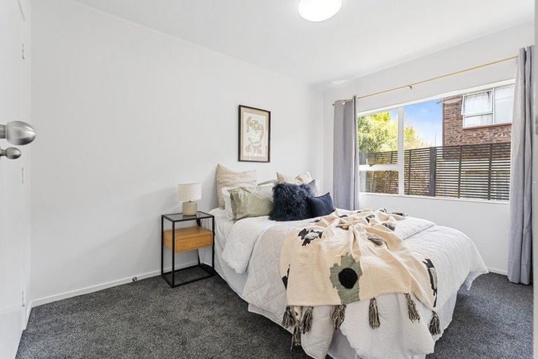 Photo of property in 12/48 Mcleod Road, Henderson, Auckland, 0612