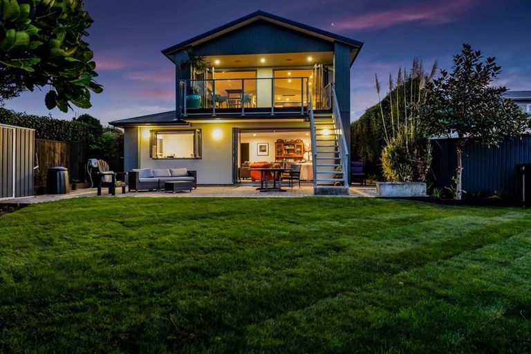 Photo of property in 3 Baring Terrace, Strandon, New Plymouth, 4312