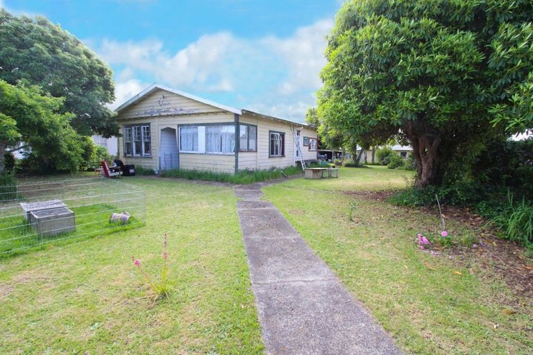Photo of property in 52 Tyndall Street, Pahiatua, 4910
