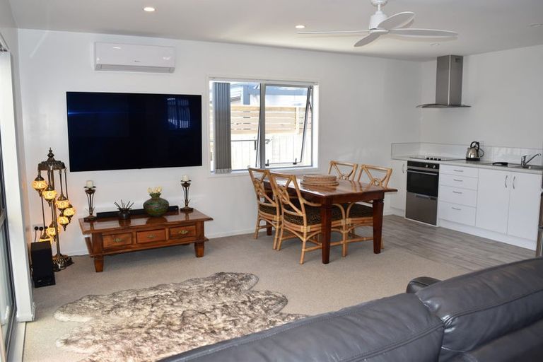 Photo of property in 11 Kamahi Crescent, Papamoa Beach, Papamoa, 3118