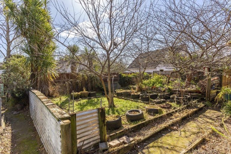 Photo of property in 7 Awatea Avenue, Paraparaumu, 5032