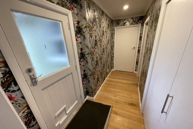 Photo of property in 91 Wainuiomata Road, Wainuiomata, Lower Hutt, 5014