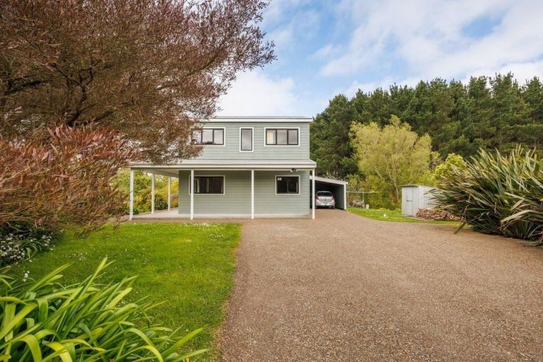 Photo of property in 484 Finnis Road, Pohangina, Feilding, 4775