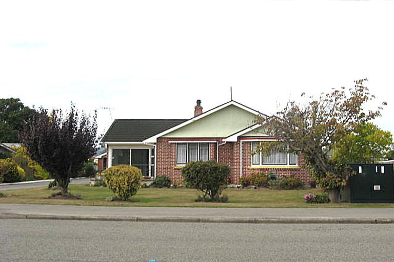 Photo of property in 37 Opie Street, Waimate, 7924