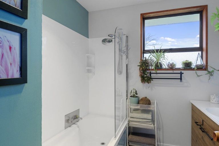 Photo of property in 10 Malvern Hills Road, Sheffield, 7500