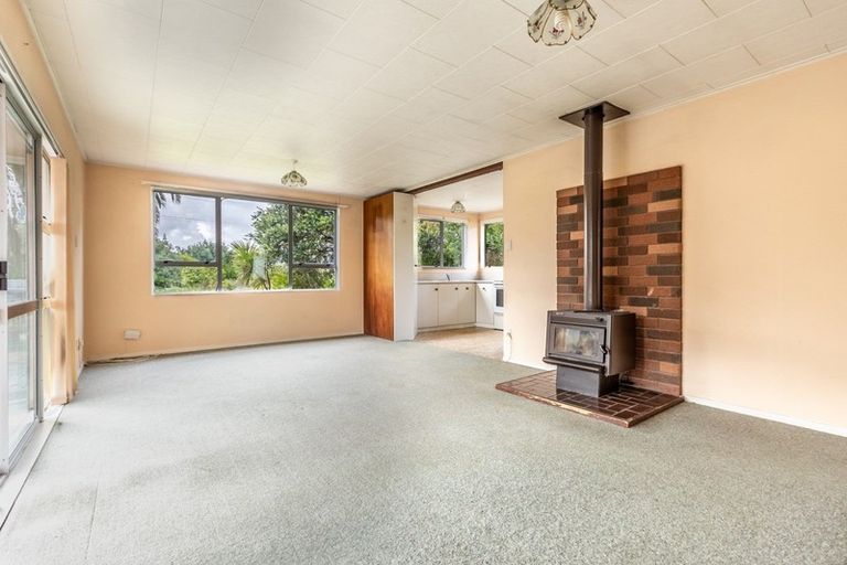 Photo of property in 37 Rangiuru Road, Otaki Beach, Otaki, 5512