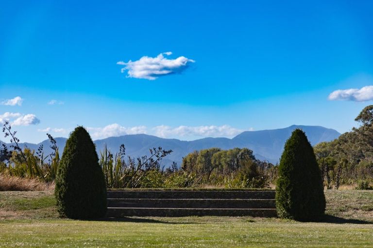 Photo of property in 19 Hardings Road, Riverlands, Blenheim, 7274