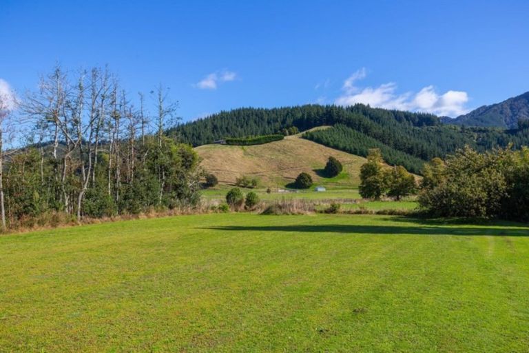 Photo of property in 90 Lindens Road, Mount Pleasant, Blenheim, 7273