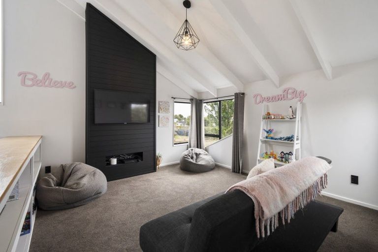 Photo of property in 12 Jefferson Crescent, Milson, Palmerston North, 4414