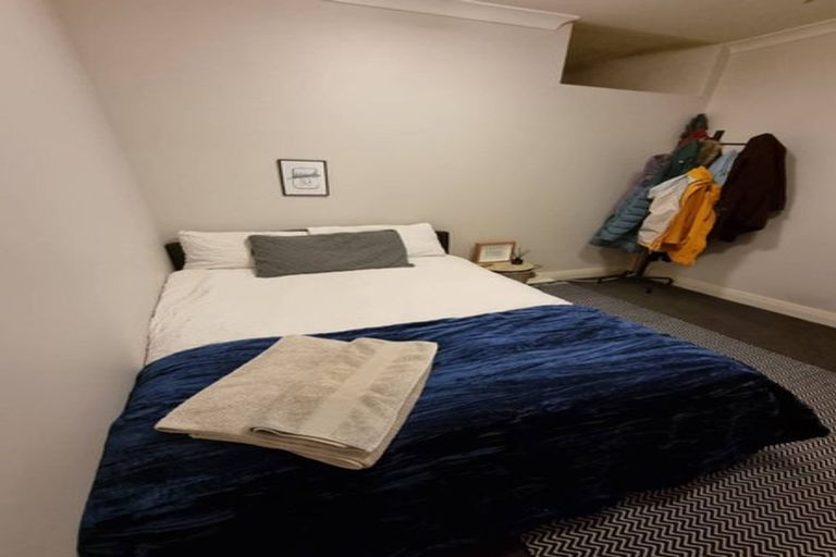 Photo of property in 77 Todman Street, Brooklyn, Wellington, 6021