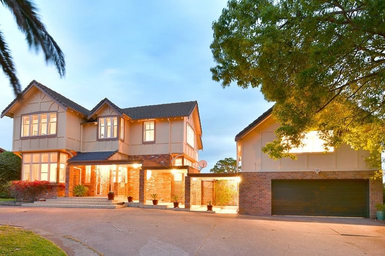 Photo of property in 141 Whangaparaoa Road, Red Beach, 0932