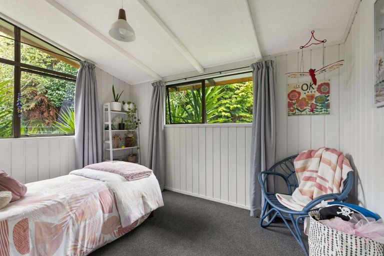 Photo of property in 6 Crownhill Street, Spotswood, New Plymouth, 4310