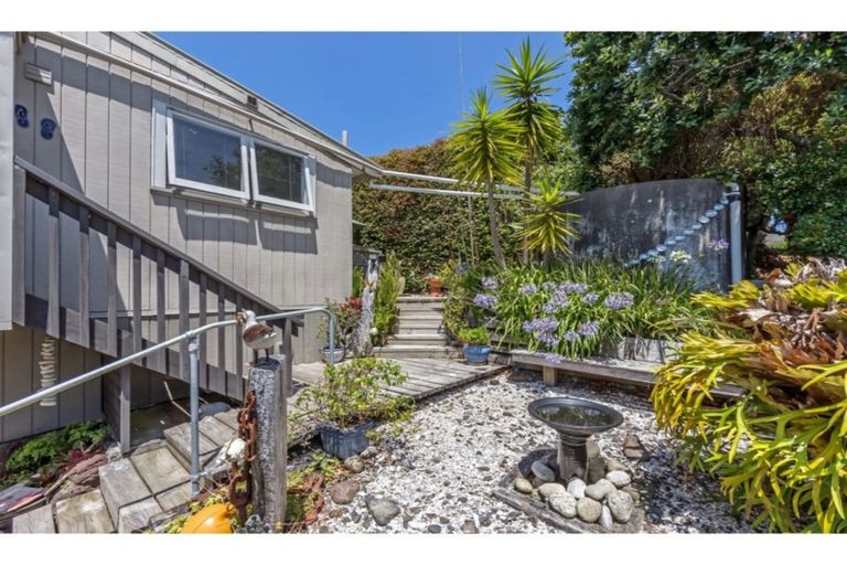 Photo of property in 31 Monyash Road, Manly, Whangaparaoa, 0930