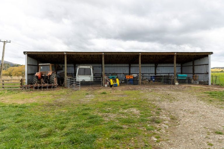 Photo of property in 2034 Riversdale Waikaia Road, Waikaia, Gore, 9777