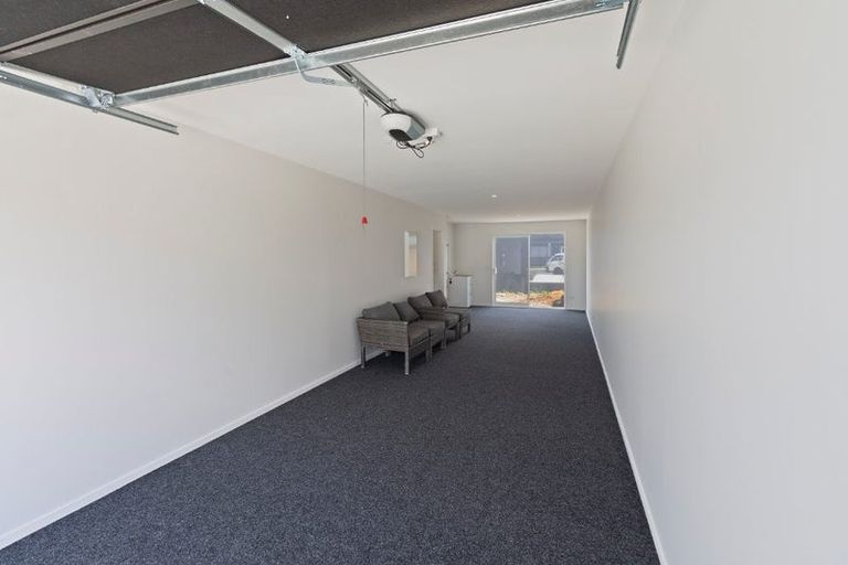 Photo of property in 1 Pinto Road, Pukekohe, 2120
