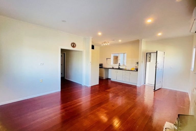 Photo of property in 172 Rangitoto Road, Papatoetoe, Auckland, 2025