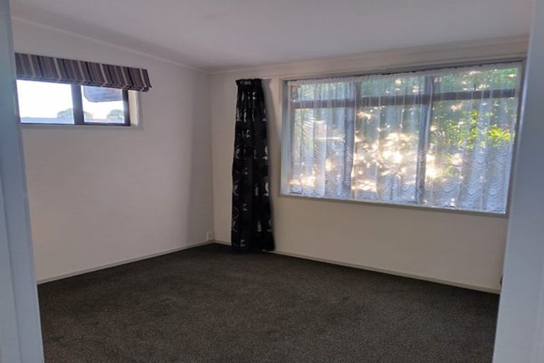 Photo of property in 51 Minaret Drive, Bucklands Beach, Auckland, 2014