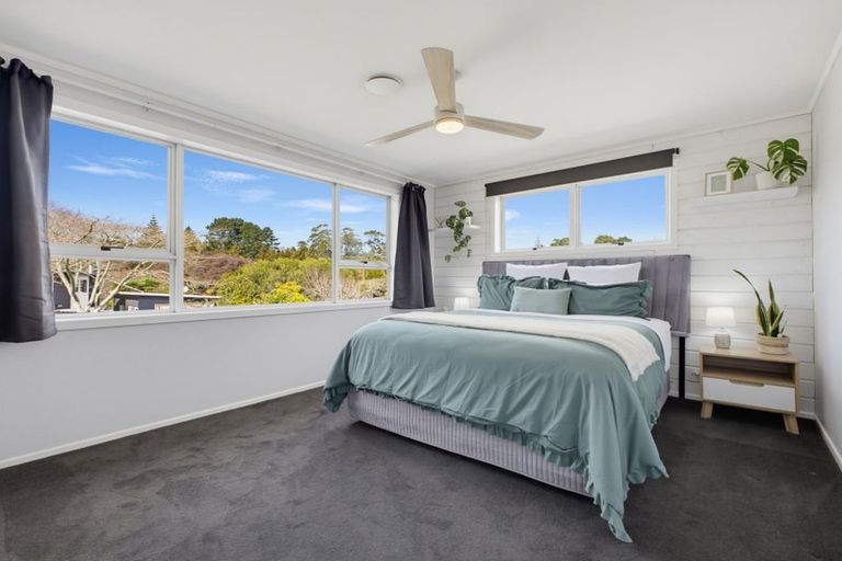 Photo of property in 2 Bromley Place, Westown, New Plymouth, 4310