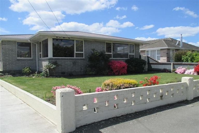 Photo of property in 10 Fairmile Place, Russley, Christchurch, 8042