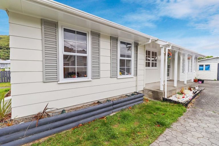 Photo of property in 12 Rakaia Grove, Wainuiomata, Lower Hutt, 5014