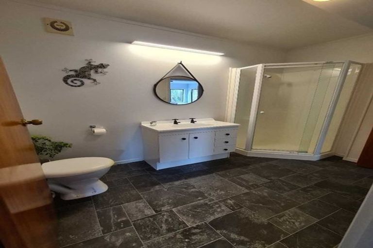 Photo of property in 327 Tukapa Street, Hurdon, New Plymouth, 4310