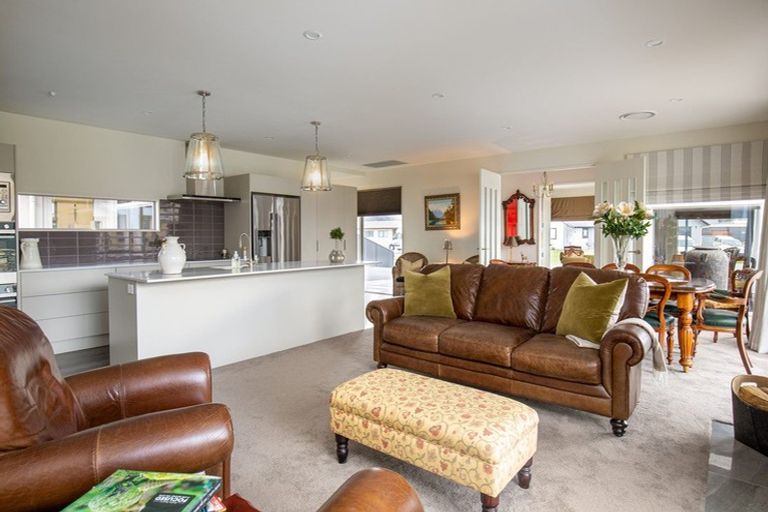 Photo of property in 10 Willoughby Place, Clyde, 9330