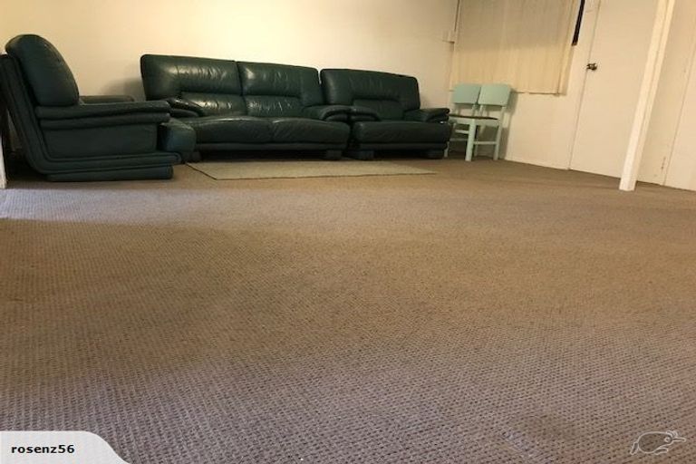 Photo of property in 9 Velma Road, Hillcrest, Auckland, 0627