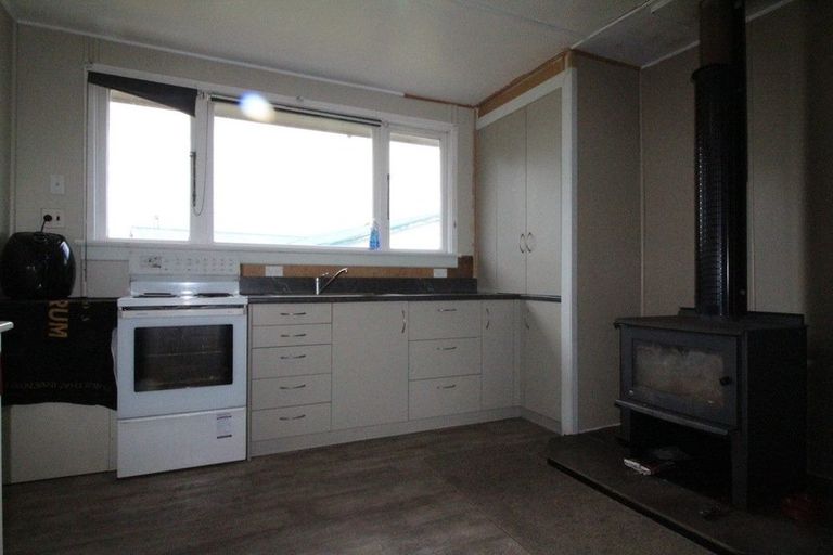 Photo of property in 22 Cornwall Street, Mossburn, 9792