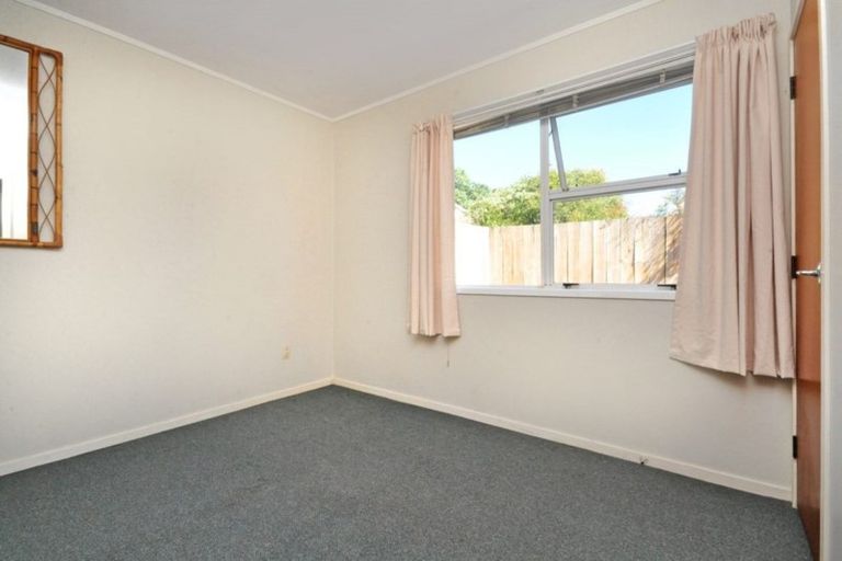 Photo of property in 3/69 Titirangi Road, New Lynn, Auckland, 0600