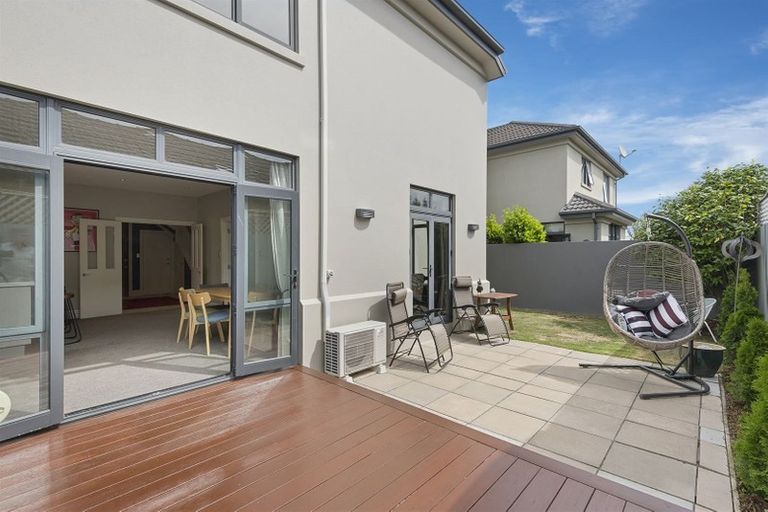 Photo of property in 85a Abberley Crescent, St Albans, Christchurch, 8014