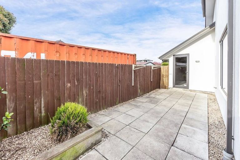Photo of property in 174 Strickland Street, Sydenham, Christchurch, 8023