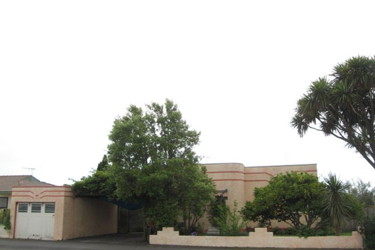 Photo of property in 2/87a Halifax Street, The Wood, Nelson, 7010