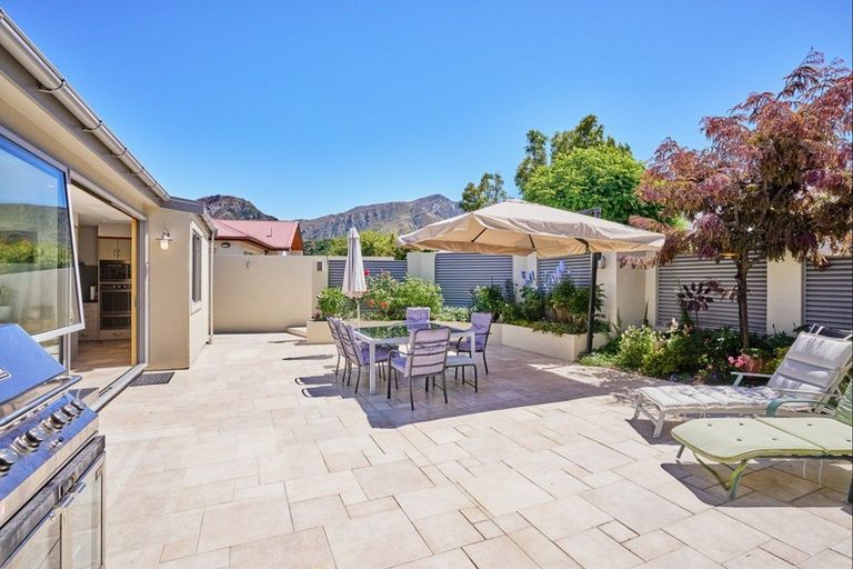 Photo of property in 37 Cotter Avenue, Arrowtown, 9302