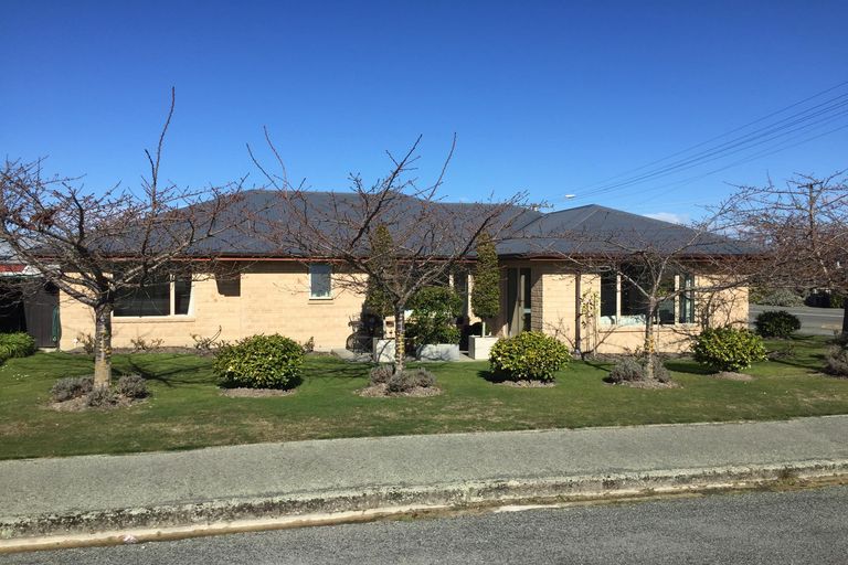 Photo of property in 148 High Street, Waimate, 7924