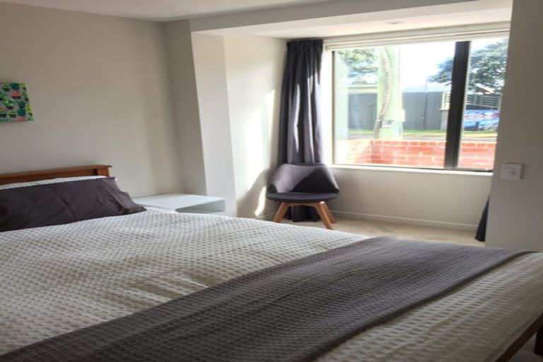 Photo of property in Nouvo Apartments, 1a/21 Rugby Street, Mount Cook, Wellington, 6021