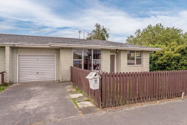 Photo of property in 2/99 Briggs Road, Shirley, Christchurch, 8052