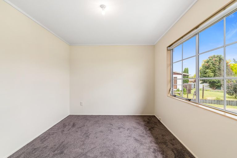 Photo of property in 14 Cypress Place, Owhata, Rotorua, 3010