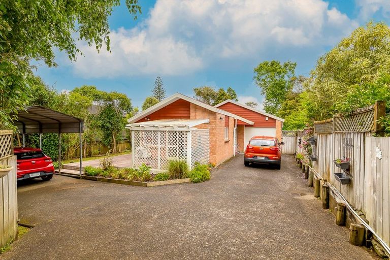 Photo of property in 7 Wattle Street, New Lynn, Auckland, 0600