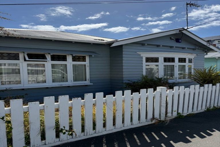 Photo of property in 60 Coromandel Street, Newtown, Wellington, 6021