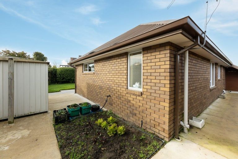 Photo of property in 10 Natalie Place, Harewood, Christchurch, 8051