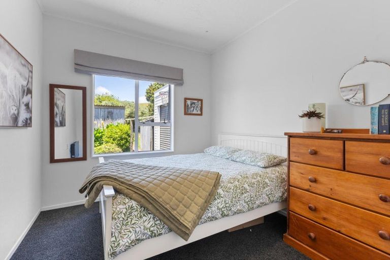 Photo of property in 826 Mokau Road, Mimi, Urenui, 4377