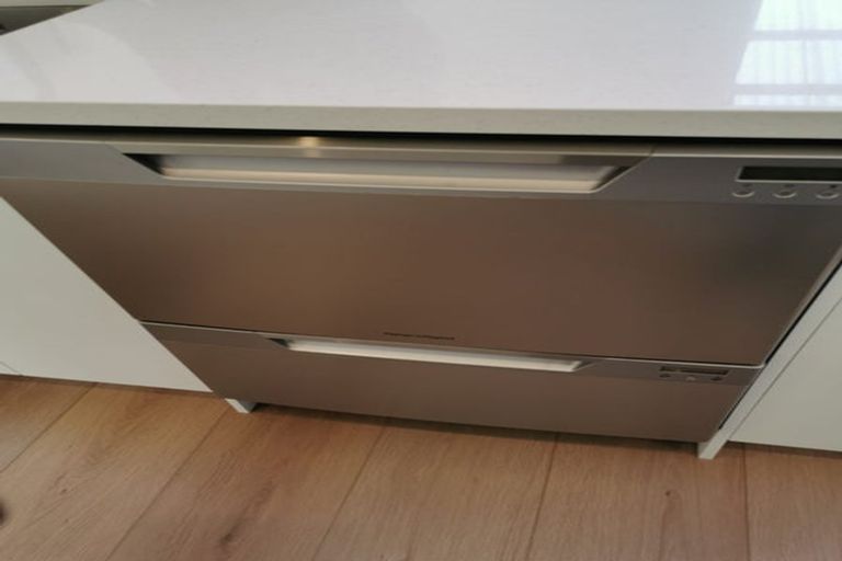 Photo of property in 4/141 Colwill Road, Massey, Auckland, 0614