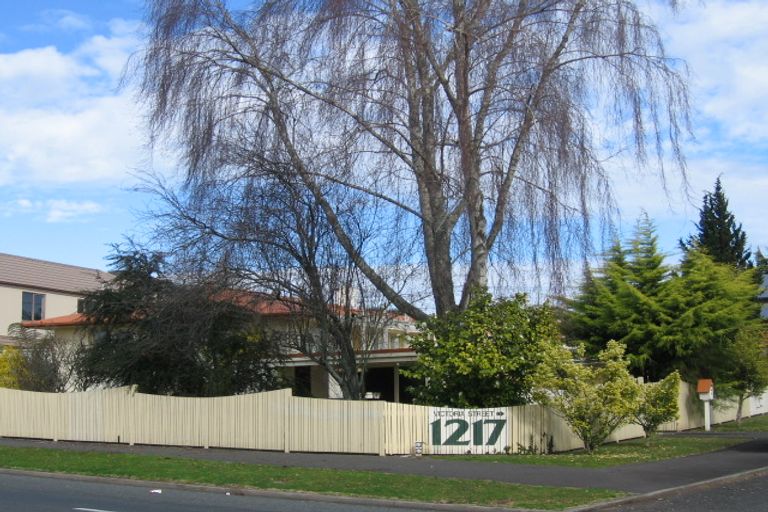 Photo of property in 4/1217 Victoria Street, Whitiora, Hamilton, 3200
