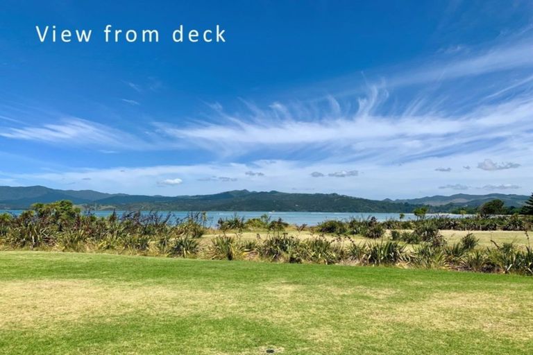 Photo of property in 104 Ti Kouka Crescent, Matarangi, Whitianga, 3592