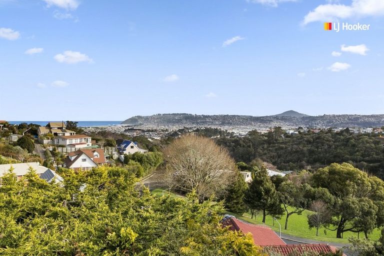 Photo of property in 15 Calvert Place, Shiel Hill, Dunedin, 9013