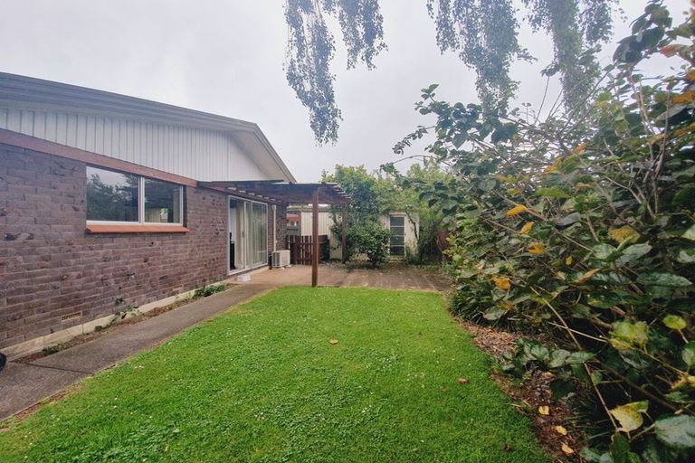 Photo of property in 2/32 Kindergarten Drive, Conifer Grove, Takanini, 2112