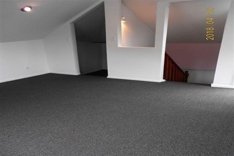 Photo of property in 336 Karori Road, Karori, Wellington, 6012