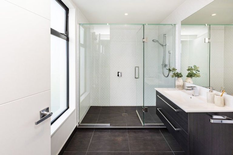 Photo of property in 31c Naseby Street, Merivale, Christchurch, 8014