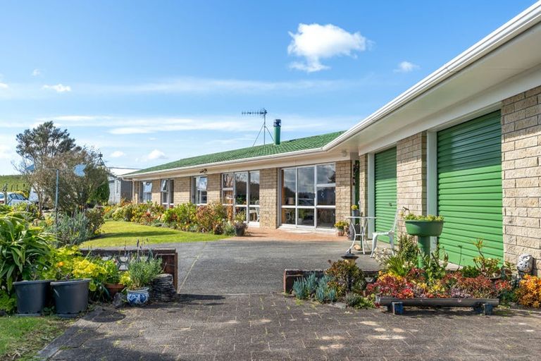 Photo of property in 413 State Highway 1, Otaika, Whangarei, 0178