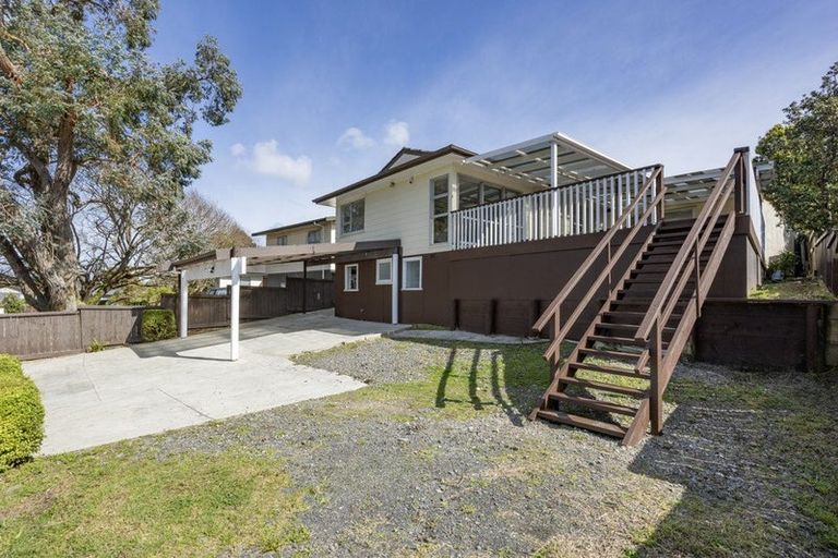 Photo of property in 16 Mckinstry Avenue, Mangere East, Auckland, 2024